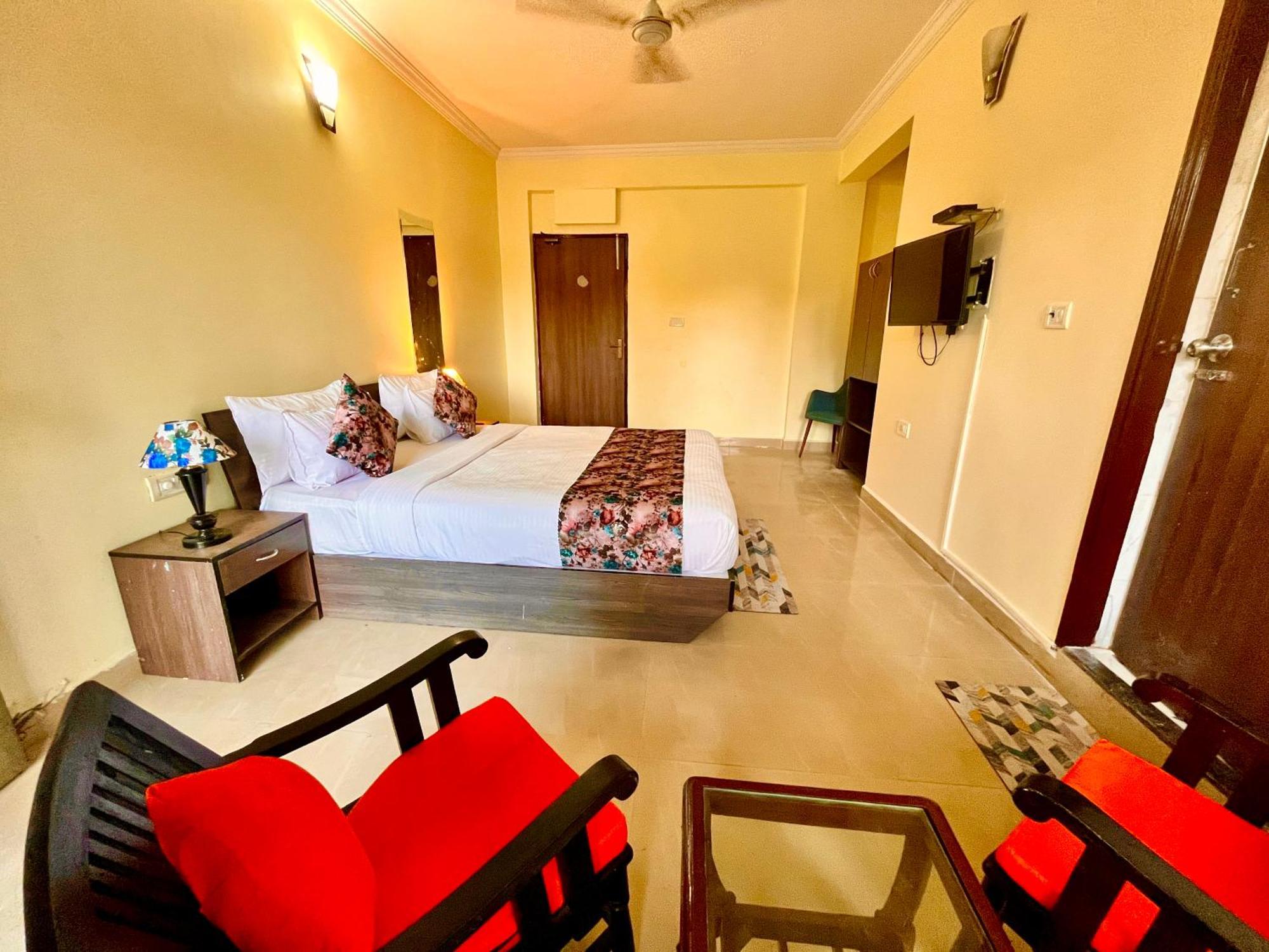 The Calagute Beach Resort By Shivam Resort 1 Km From Beach Candolim Exterior photo